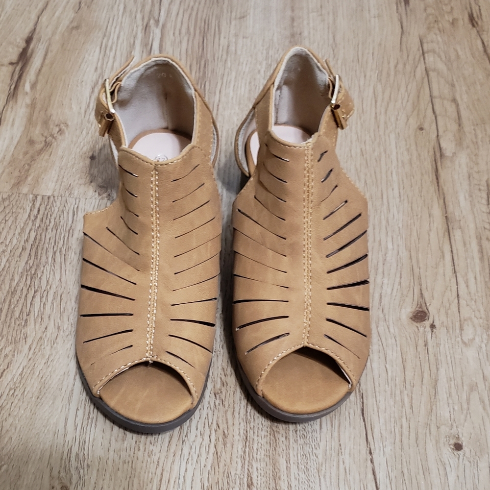 Lucky Top Palm 20K Little Girls Sandals